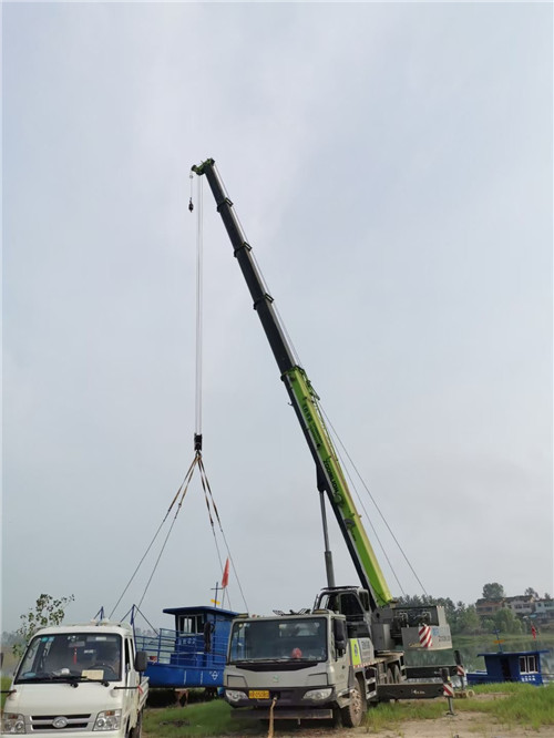 柳城县桥梁建设吊装案例